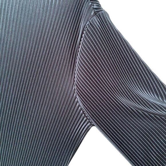 Dazy Ribbed High Neck Top in Metallic Blue Green Size Large - Picture 4 of 6